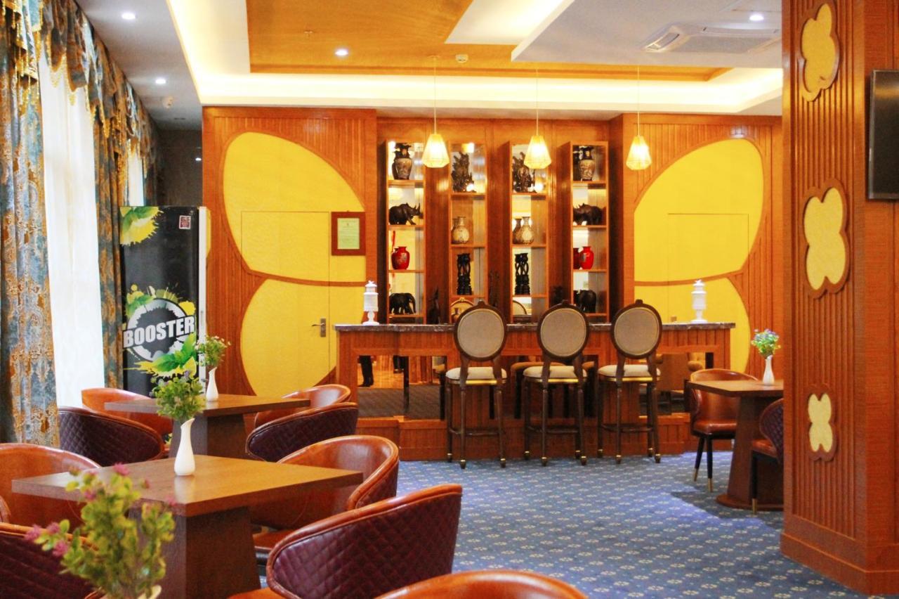 Golden Peacock Hotel Blantyre Dış mekan fotoğraf