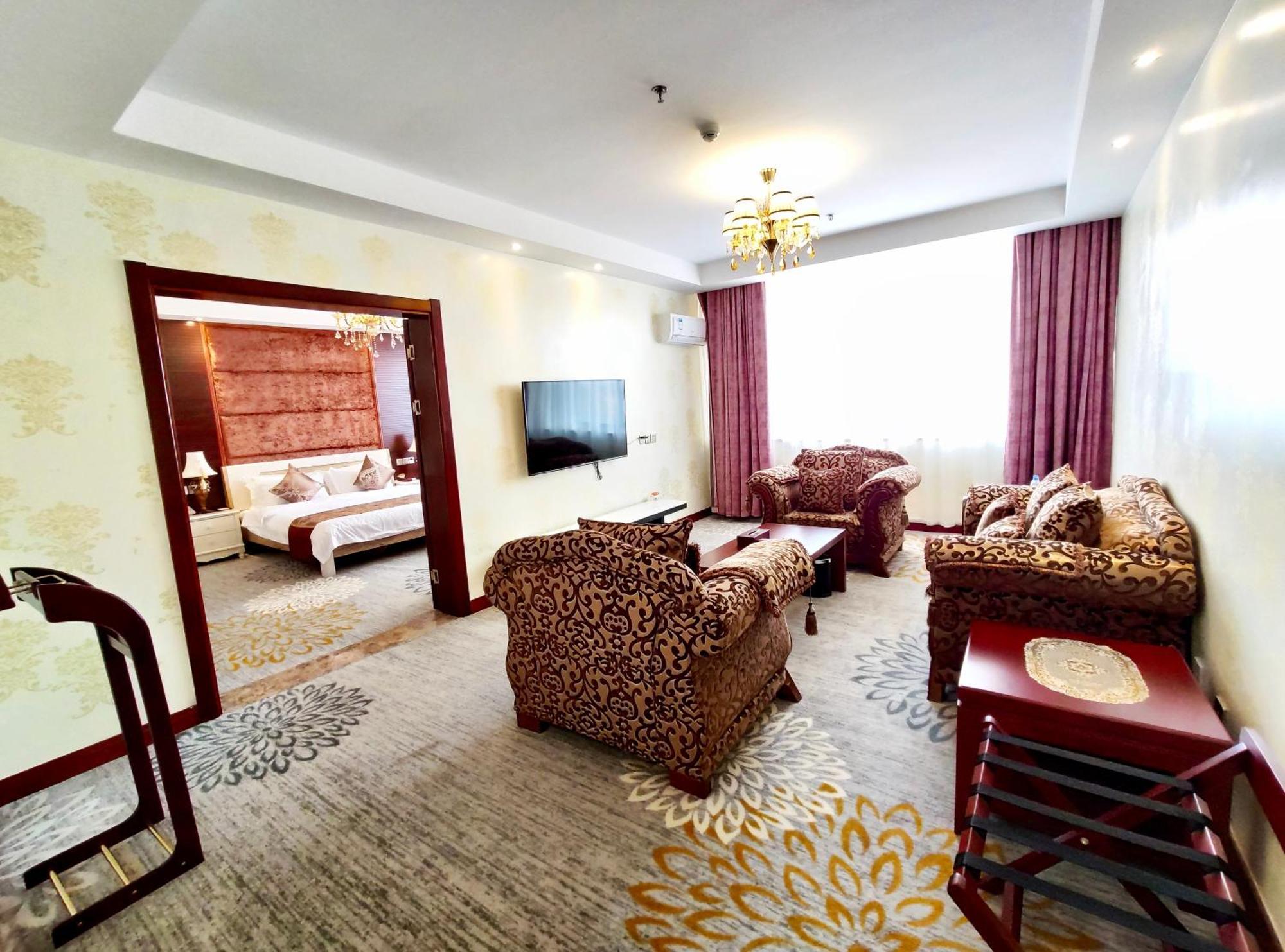 Golden Peacock Hotel Blantyre Dış mekan fotoğraf