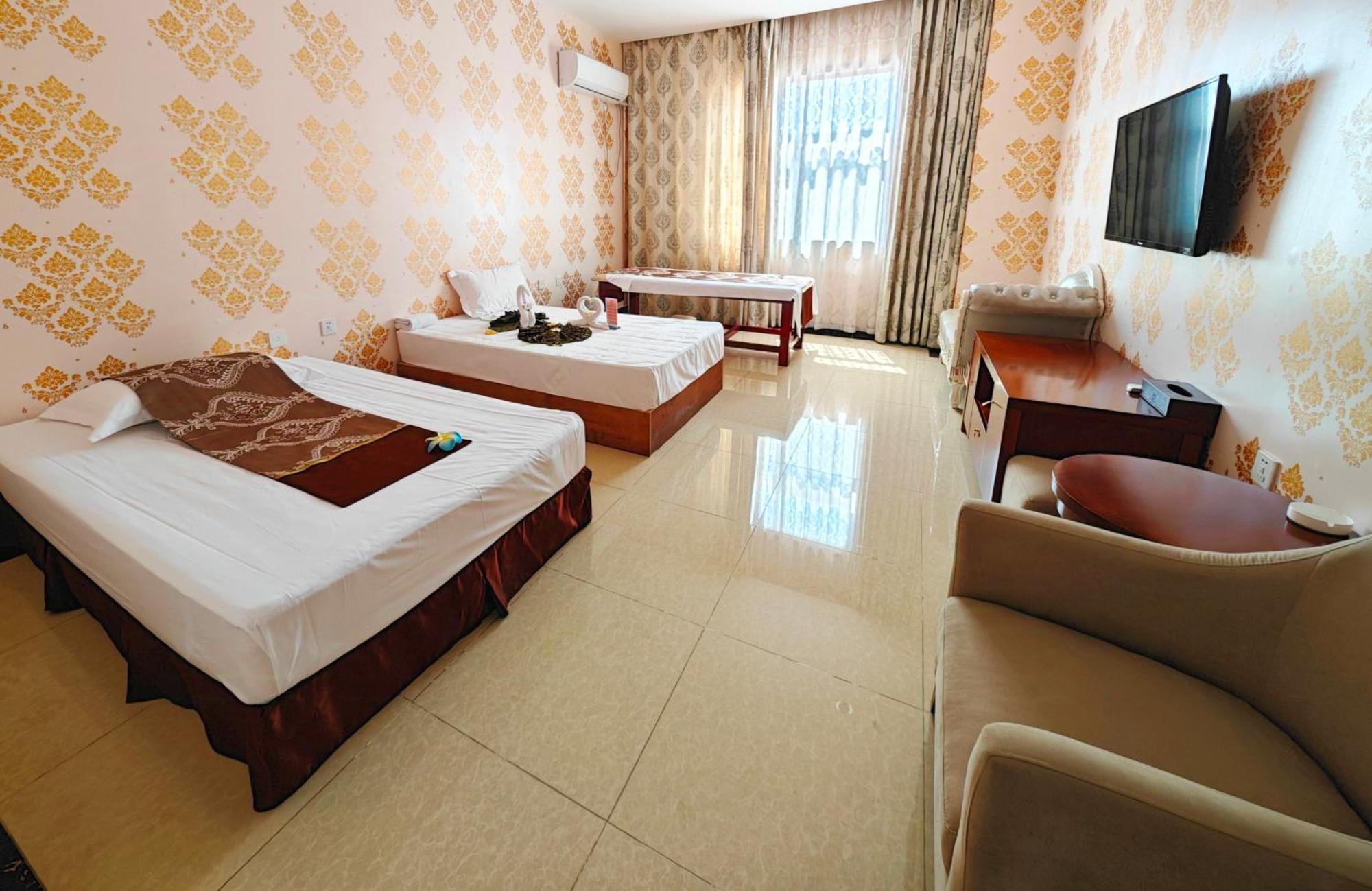 Golden Peacock Hotel Blantyre Dış mekan fotoğraf